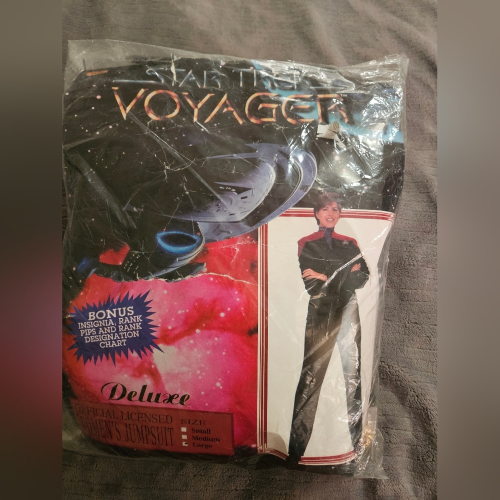 Star Trek Voyager Deluxe Costume